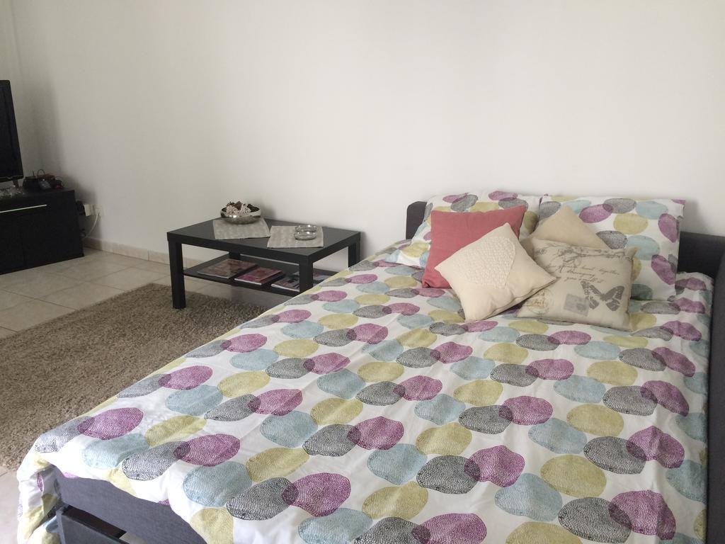 Julie'S Apartment Disneyland เซร์ริส ภายนอก รูปภาพ